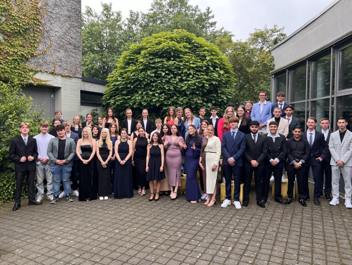 Gruppenbild Abschlussfeier an der GSS Emsdetten 2024